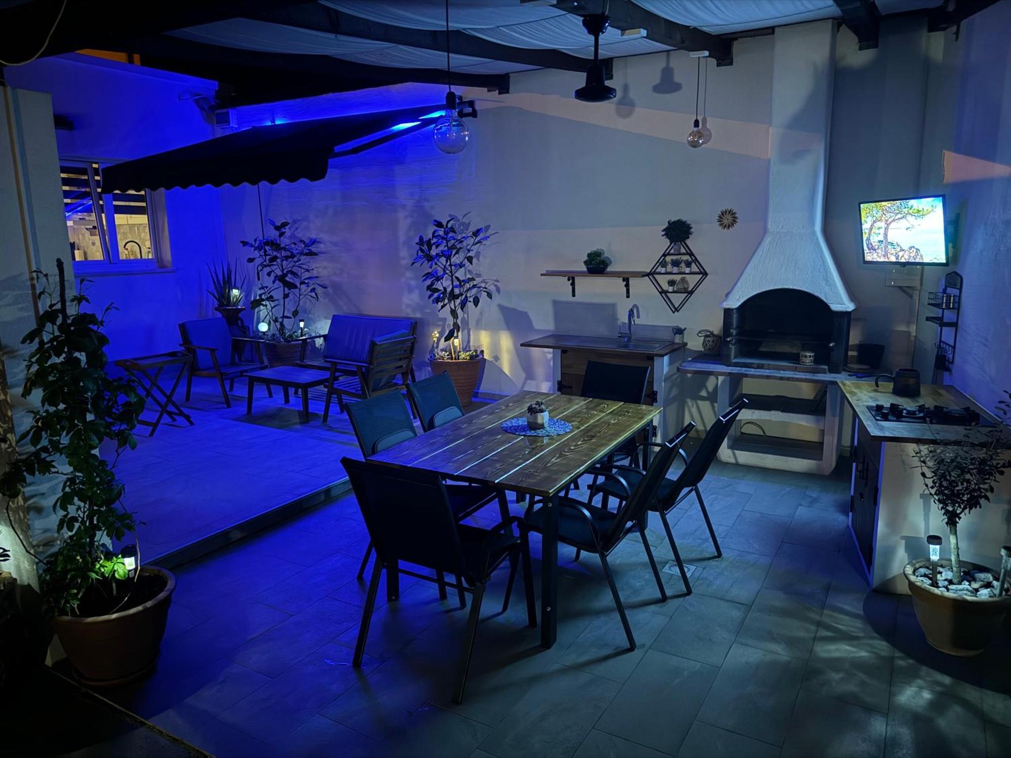 Beach House Oasis Villa Livak Kastela Dış mekan fotoğraf