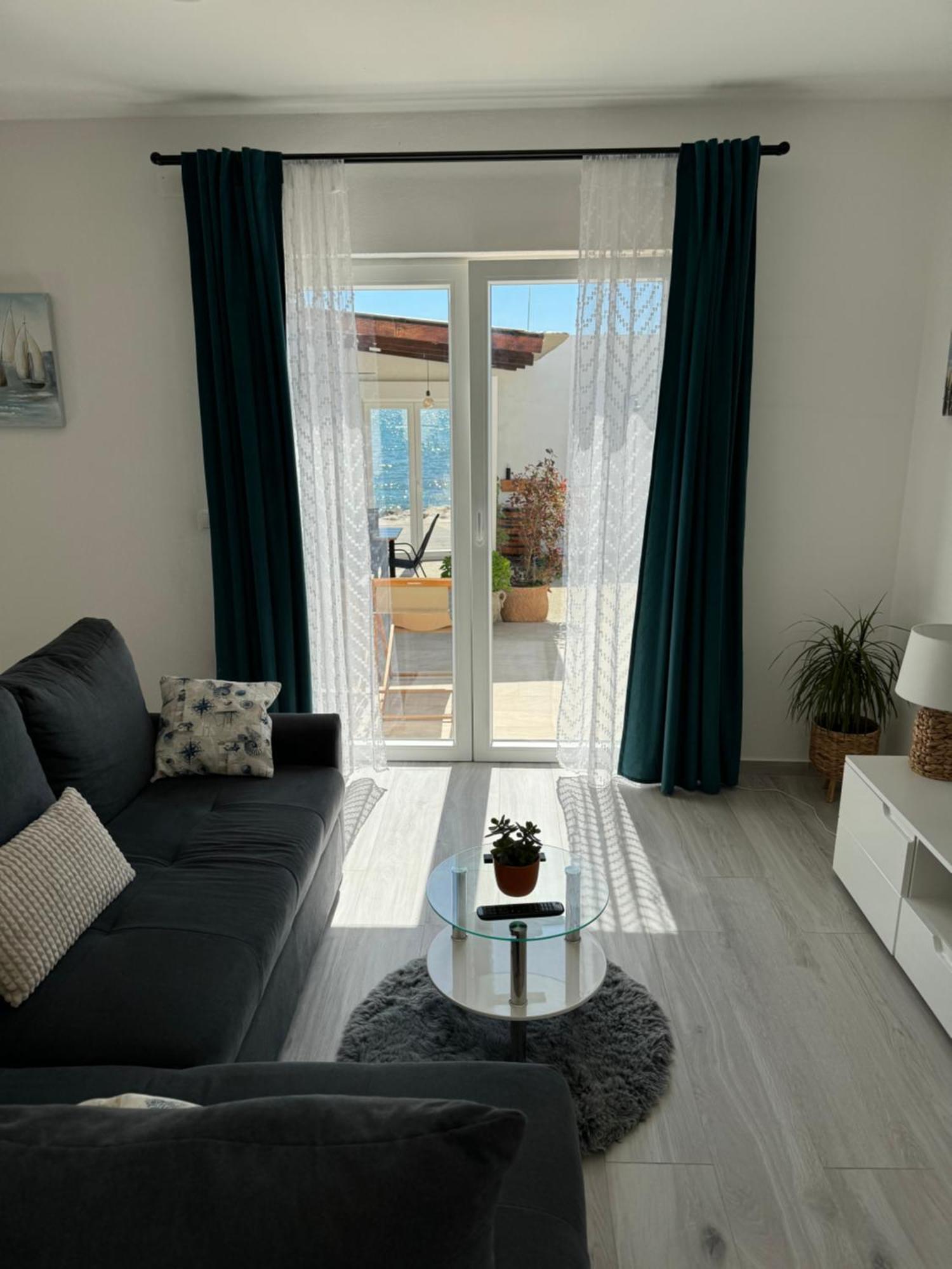 Beach House Oasis Villa Livak Kastela Dış mekan fotoğraf
