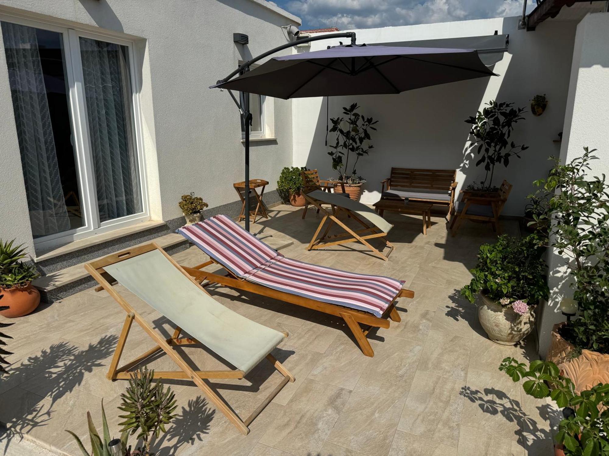 Beach House Oasis Villa Livak Kastela Dış mekan fotoğraf