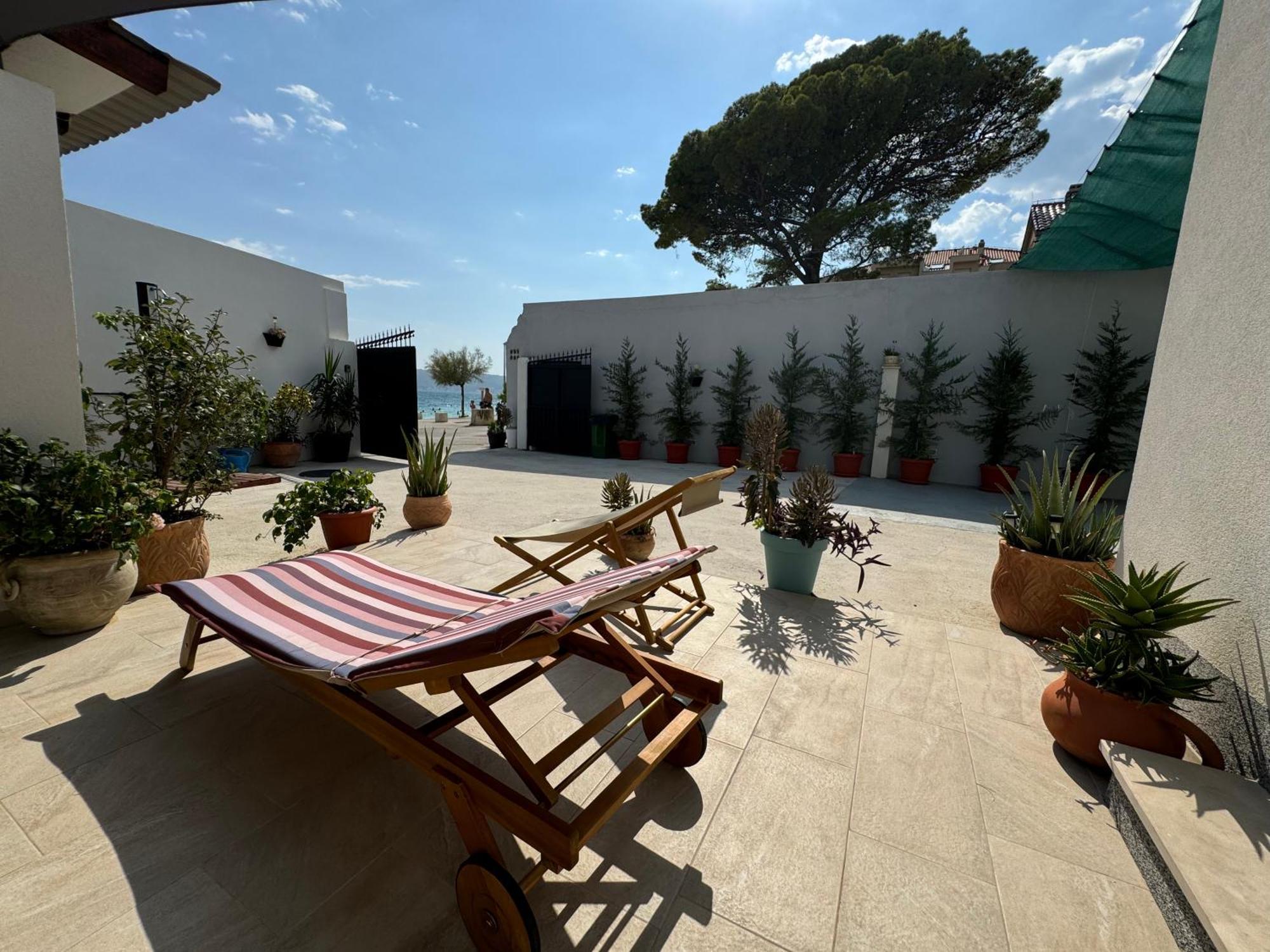 Beach House Oasis Villa Livak Kastela Dış mekan fotoğraf